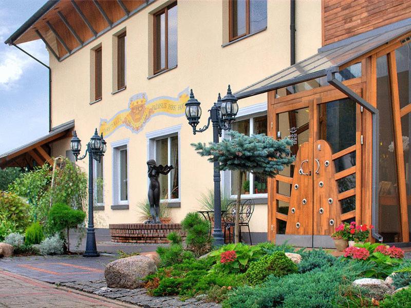 Pazaislis Park Hotel Kaunas Buitenkant foto