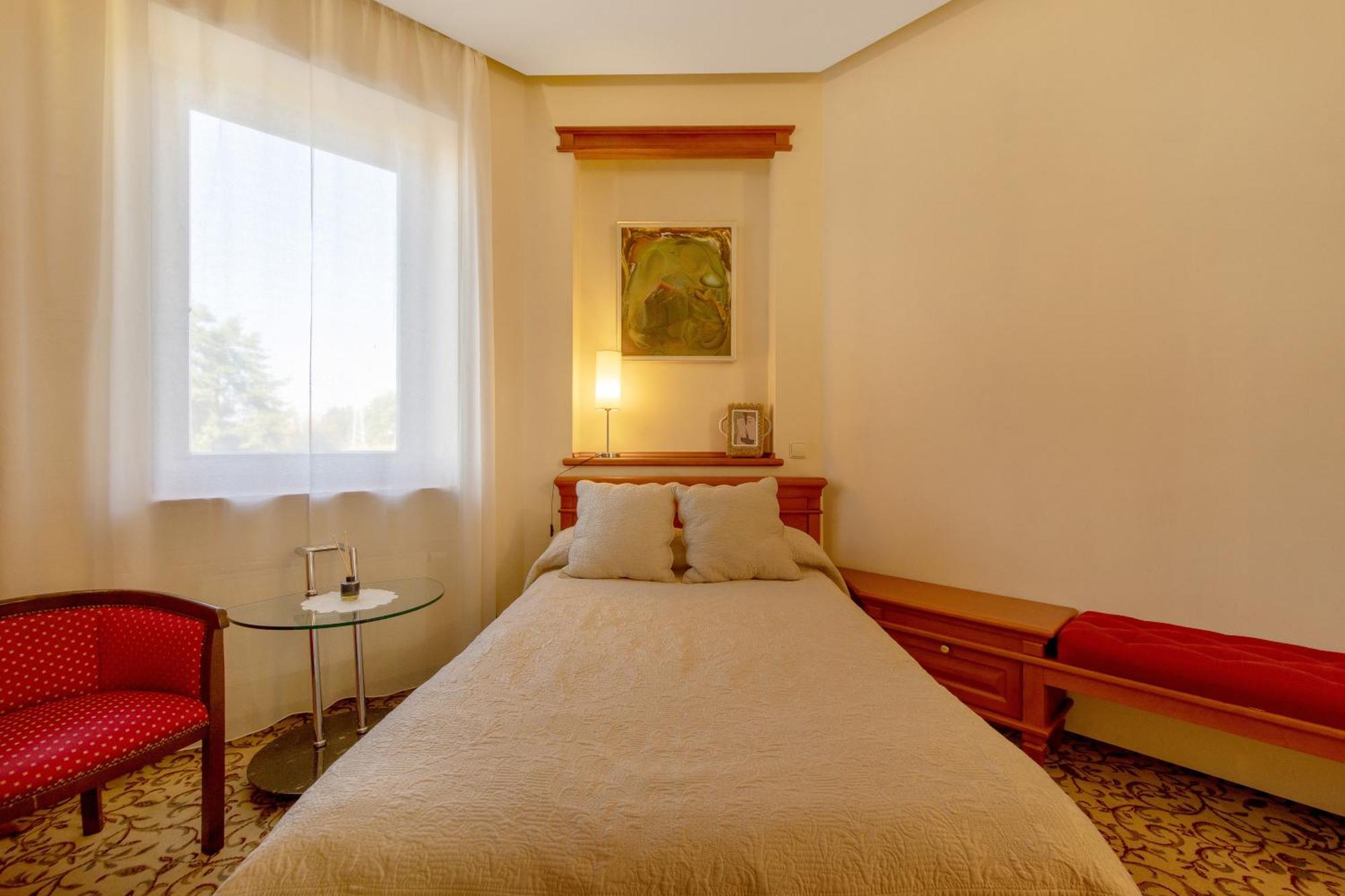 Pazaislis Park Hotel Kaunas Buitenkant foto