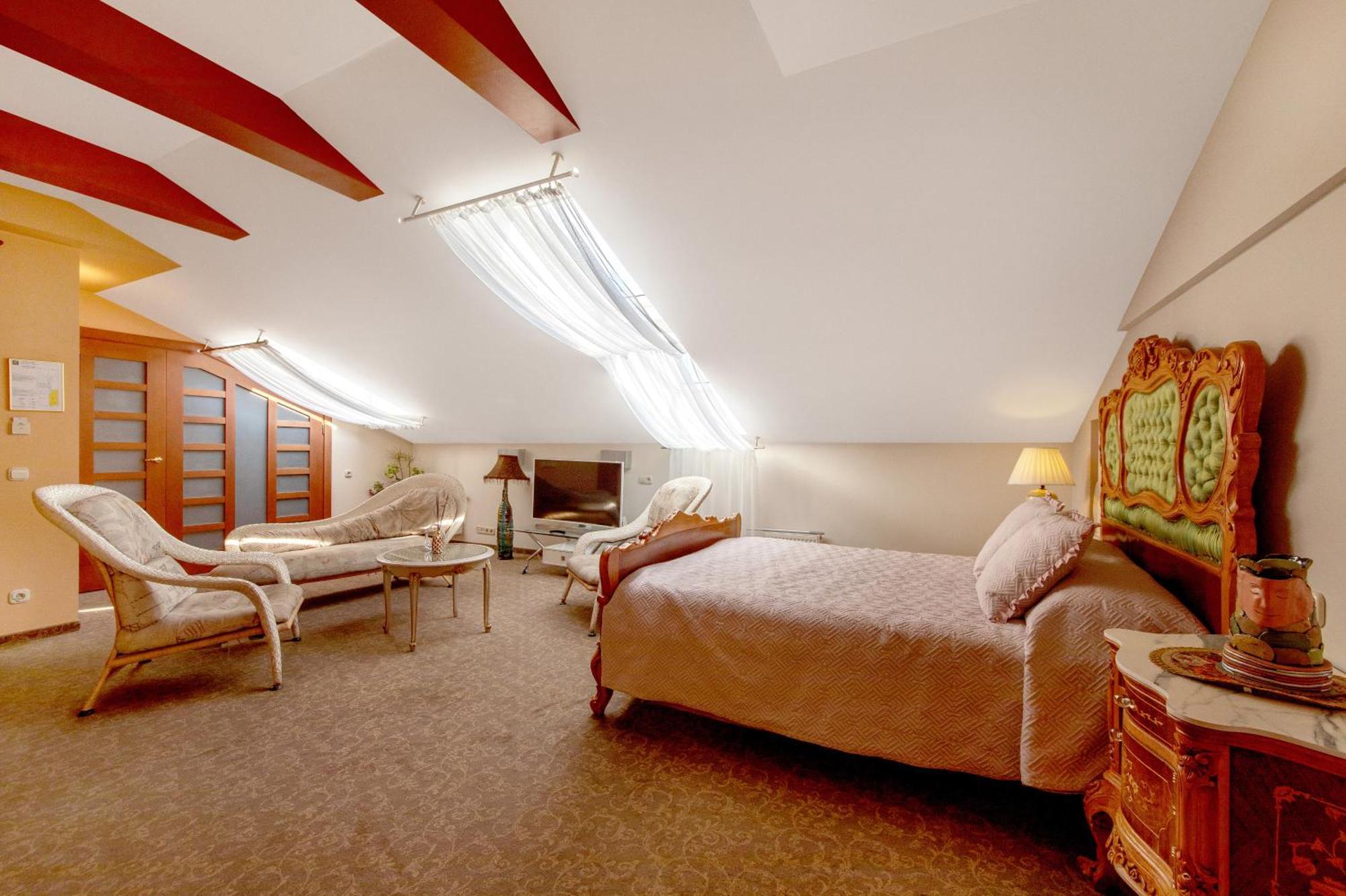 Pazaislis Park Hotel Kaunas Buitenkant foto