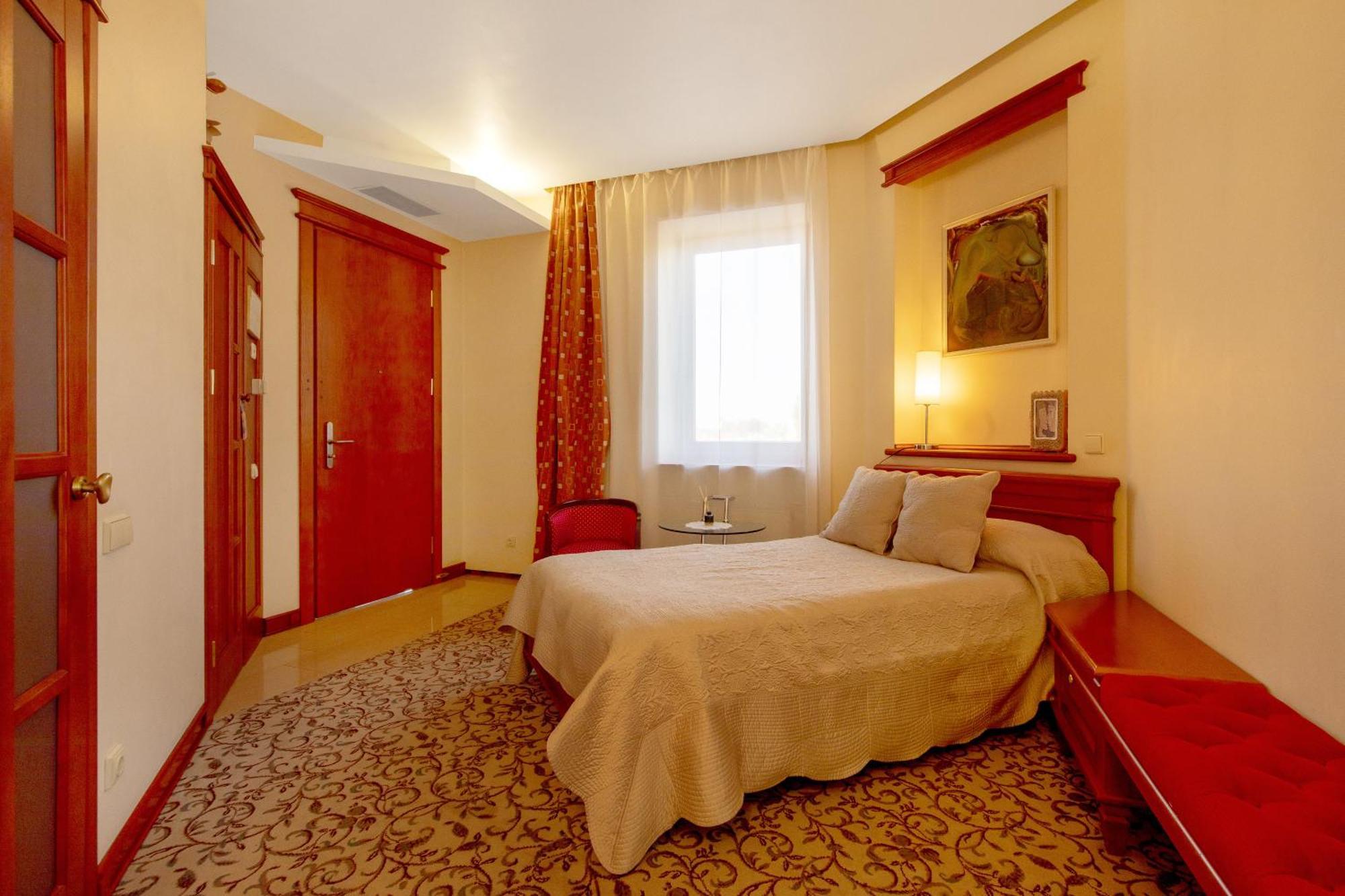 Pazaislis Park Hotel Kaunas Buitenkant foto