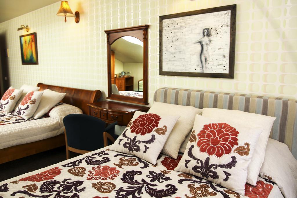 Pazaislis Park Hotel Kaunas Buitenkant foto