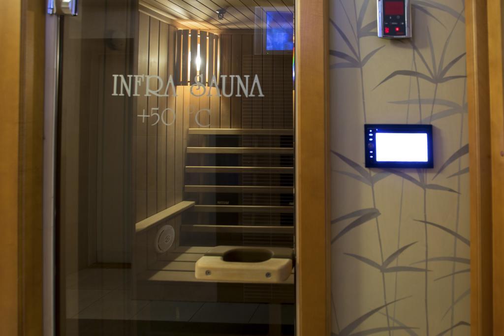 Pazaislis Park Hotel Kaunas Buitenkant foto